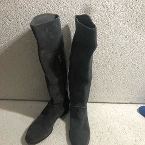 UGG Over the knee gray suede zipper boots